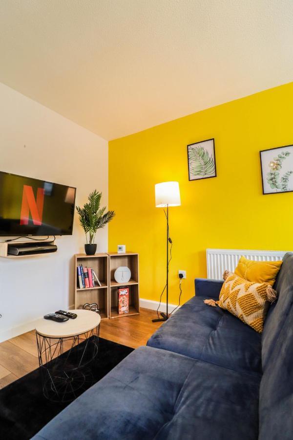 Spacious 1 Bed Flat-Free Parking Hillingdon Exterior foto